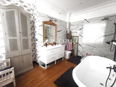 Maison - 126 m² - 5 pièces