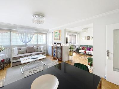 Appartement - 84 m² - 4 pièces