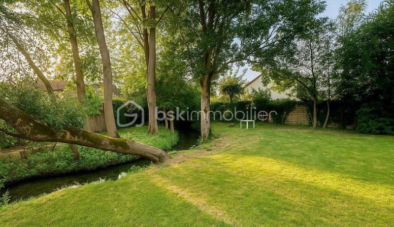 Propriété - 165 m² - 6 pièces