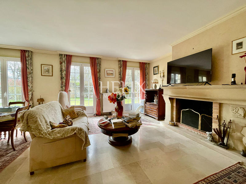 Maison - 170 m² - 6 pièces