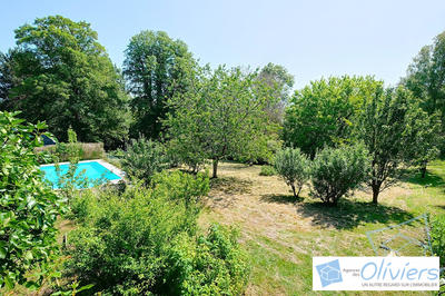 Maison - 413 m² - 11 pièces