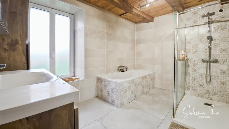 Longère - 193 m² - 7 pièces