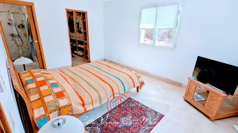 Maison - 199 m² - 6 pièces