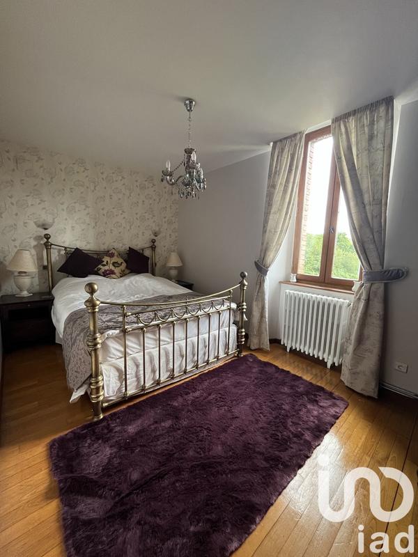 Maison - 410 m² - 12 pièces