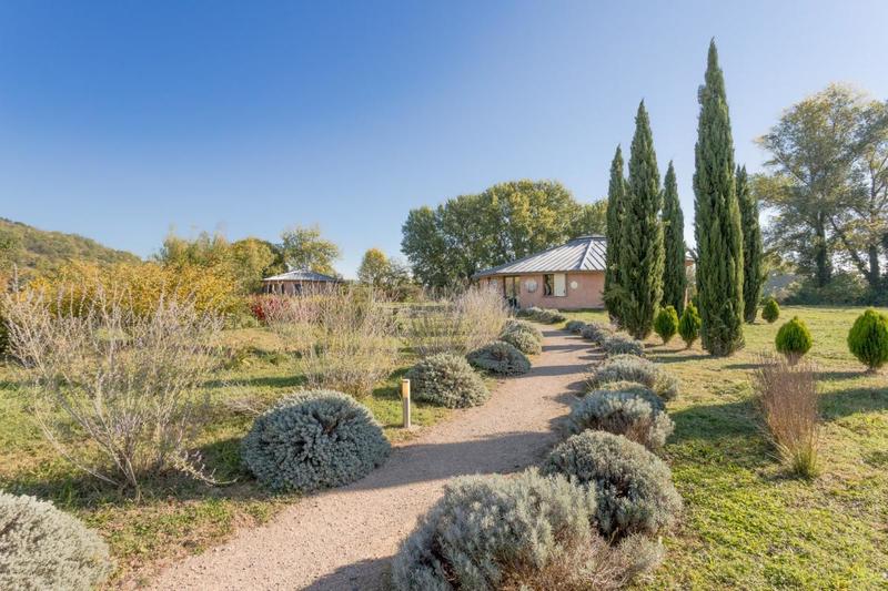 Local commercial - 280 m² - 5 pièces