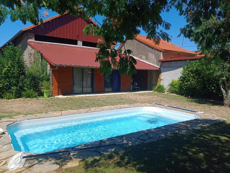 Maison - 245 m² - 6 pièces