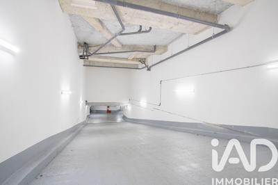 Parking - 13 m²