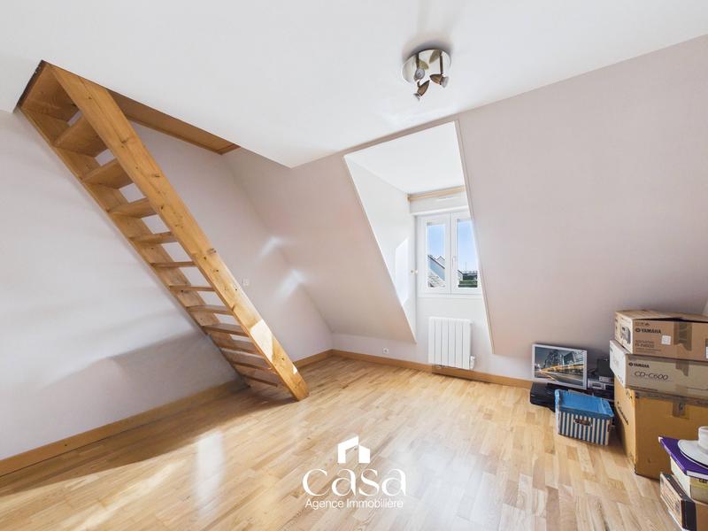 Maison - 190 m² - 6 pièces