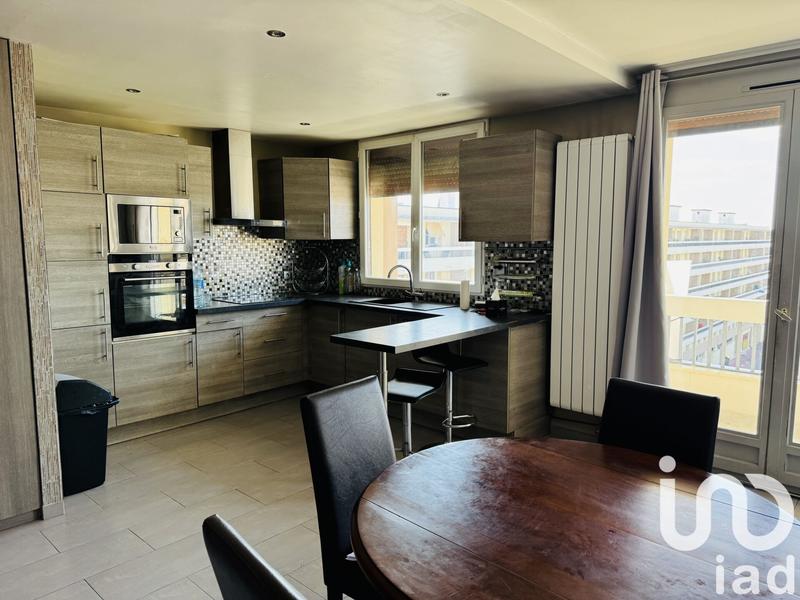 Appartement - 67 m² - 3 pièces