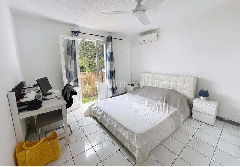 Maison - 200 m² - 7 pièces