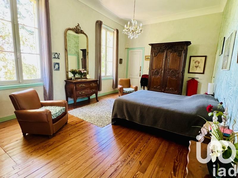 Maison - 310 m² - 10 pièces