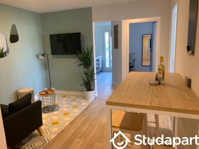 Chambre - 82 m² - 1 pièce