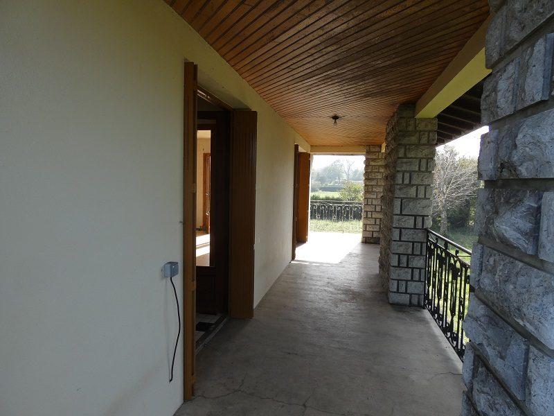 Villa - 144 m² - 8 pièces