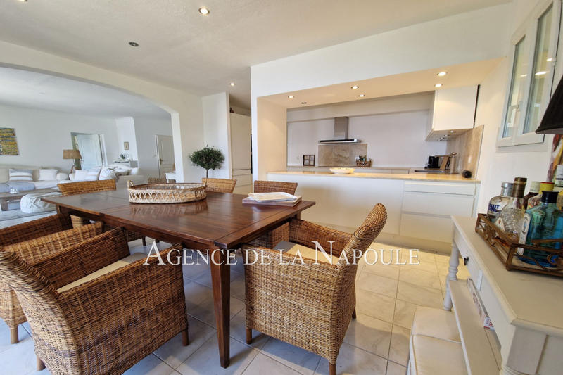 Villa - 160 m² - 6 pièces