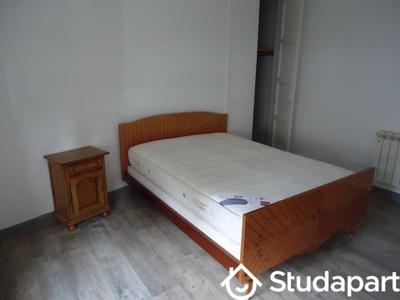 Chambre - 11 m² - 1 pièce