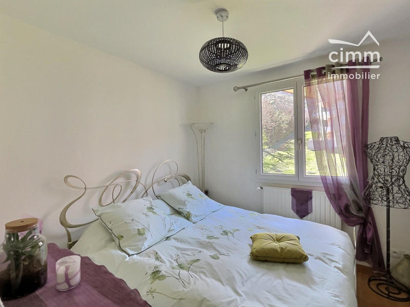 Appartement - 105 m² - 4 pièces