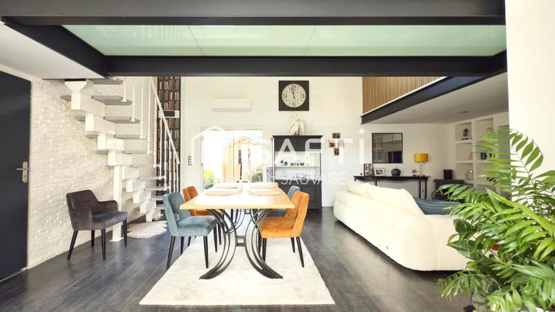 Appartement - 120 m² - 3 pièces