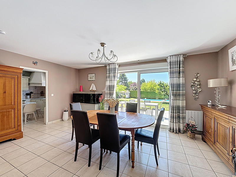 Maison - 140 m² - 7 pièces