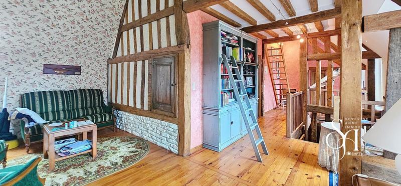 Maison - 315 m² - 6 pièces