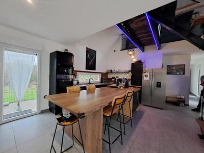 Maison - 154 m² - 5 pièces