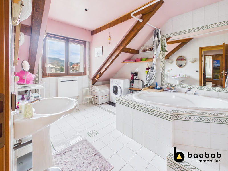 Maison - 160 m² - 5 pièces