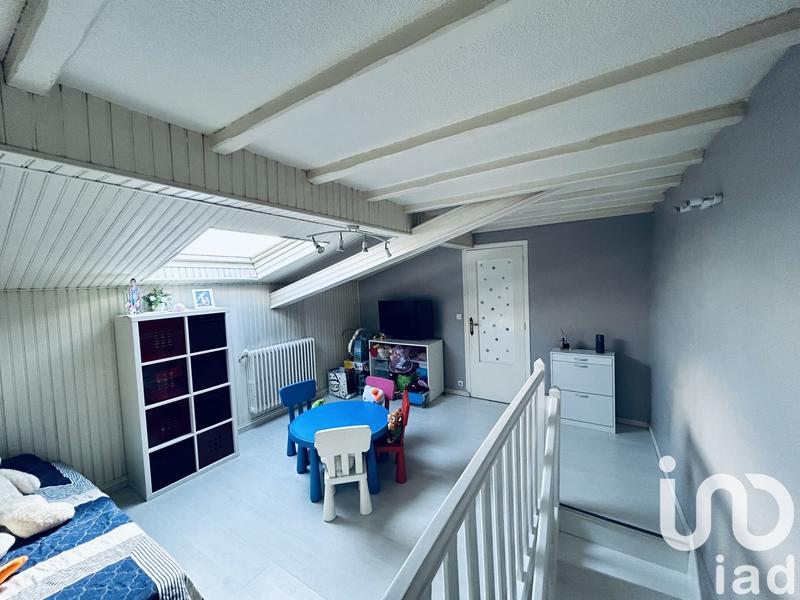 Maison - 99 m² - 6 pièces