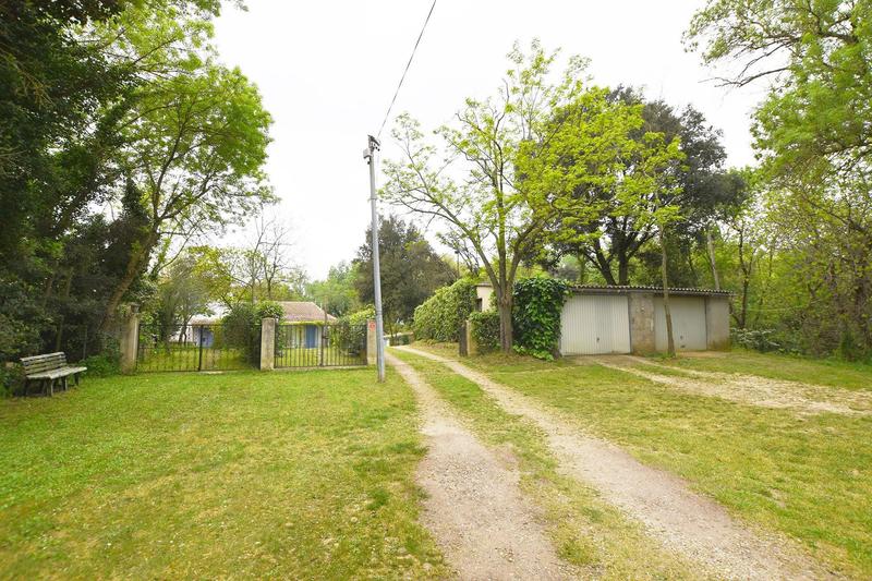 Mas - 232 m² - 7 pièces