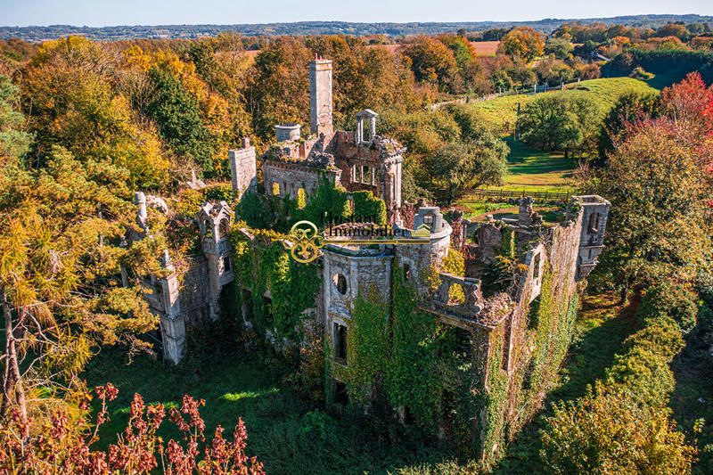 Demeure - 240 m² - 11 pièces