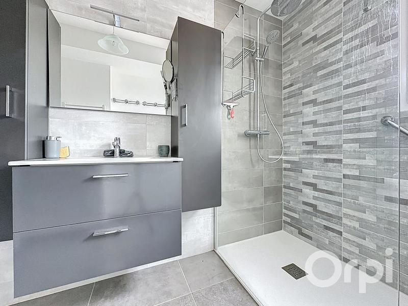 Maison - 98 m² - 4 pièces