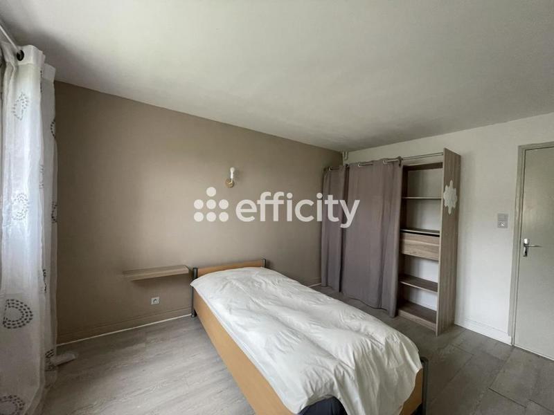 Maison - 175 m² - 7 pièces