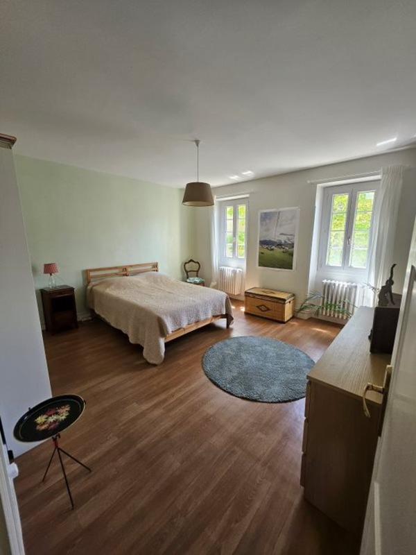 Maison - 210 m² - 5 pièces