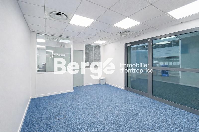 Bureau - 143 m²