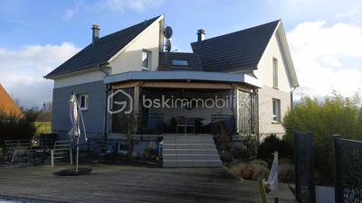 Maison traditionnelle - 154 m² - 5 pièces