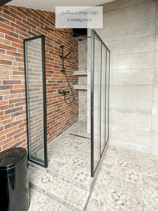 Maison - 227 m² - 6 pièces