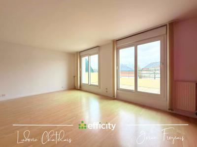 Appartement - 83 m² - 3 pièces