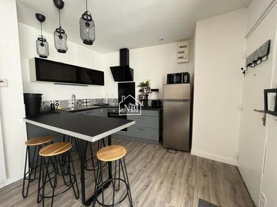 Immeuble - 232 m² - 10 pièces