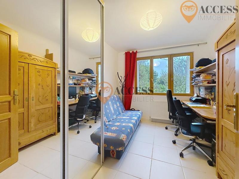 Maison - 96 m² - 6 pièces