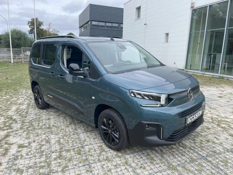Citroën Berlingo Nouveau Boite manuelle - Taille m finition Max avec Toit panoramique et pack techno Bhdi 130 Garantie Constructeur Disponible suite idem rifter kangoo