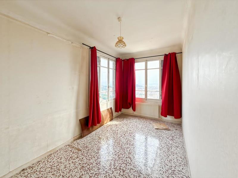 Appartement - 86 m² - 4 pièces