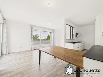 Appartement - 98 m² - 4 pièces