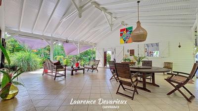 Maison de bois - 150 m² - 4 pièces