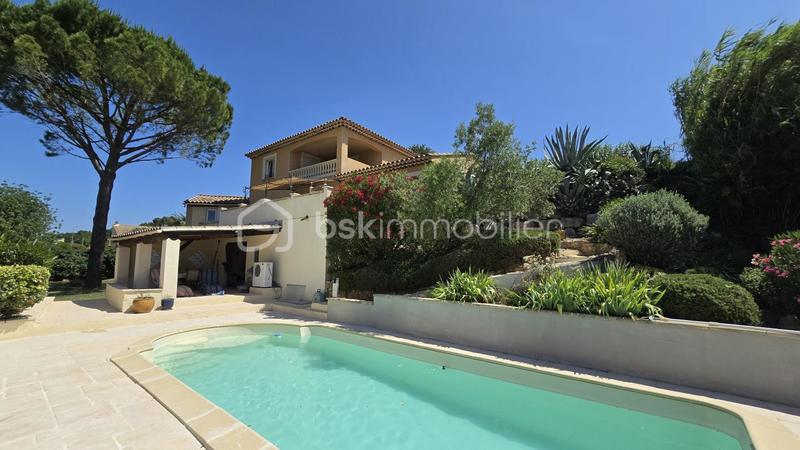 Villa - 156 m² - 6 pièces