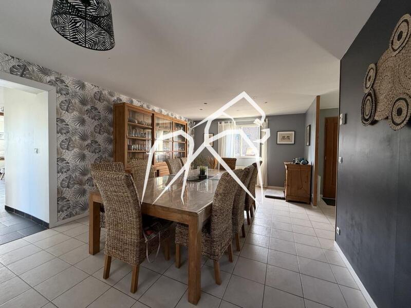 Maison ancienne - 147 m² - 6 pièces