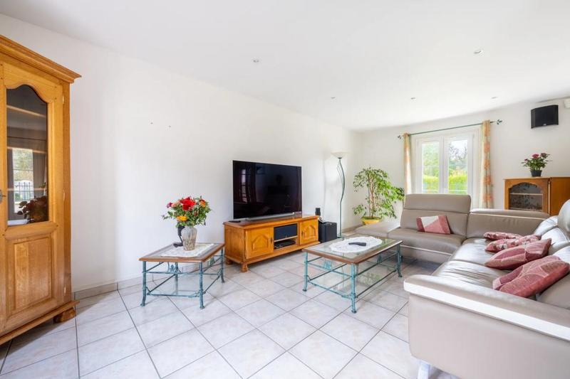 Maison - 123 m² - 6 pièces