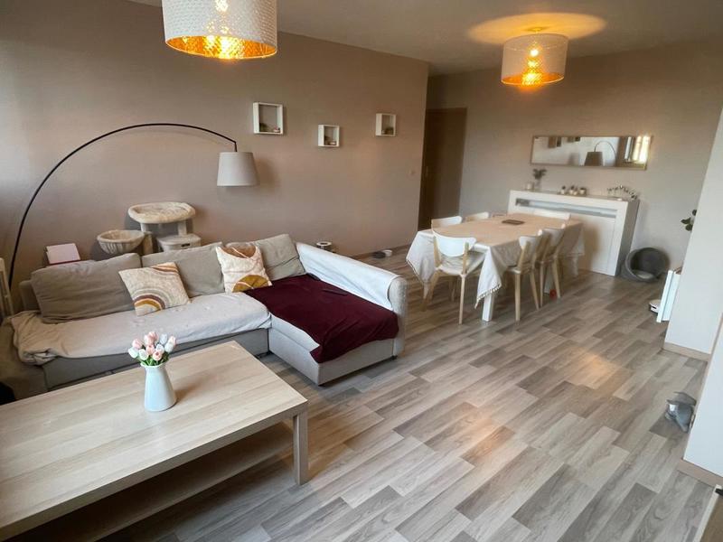 Appartement - 94 m² - 4 pièces