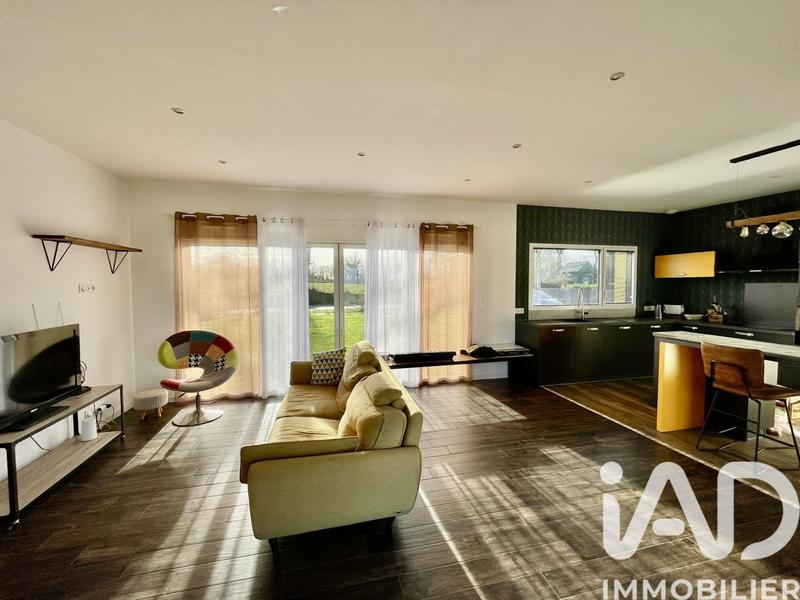 Maison - 111 m² - 4 pièces