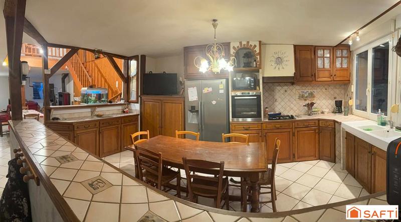 Maison - 150 m² - 7 pièces