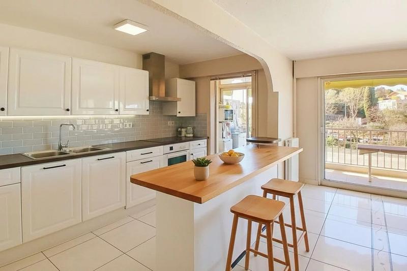 Appartement - 91 m² - 5 pièces