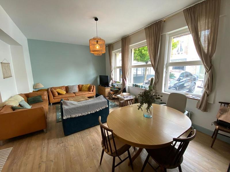 Appartement - 90 m² - 3 pièces