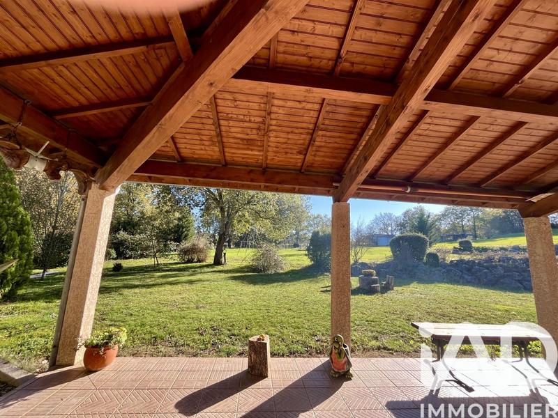 Maison - 309 m² - 10 pièces